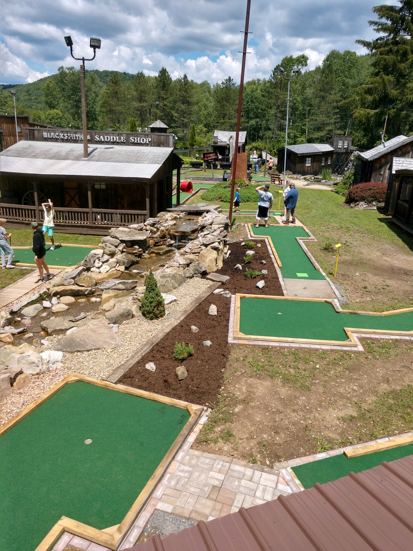 Visit Potter-Tioga Gary's Putter Golf and Jiffy Pup