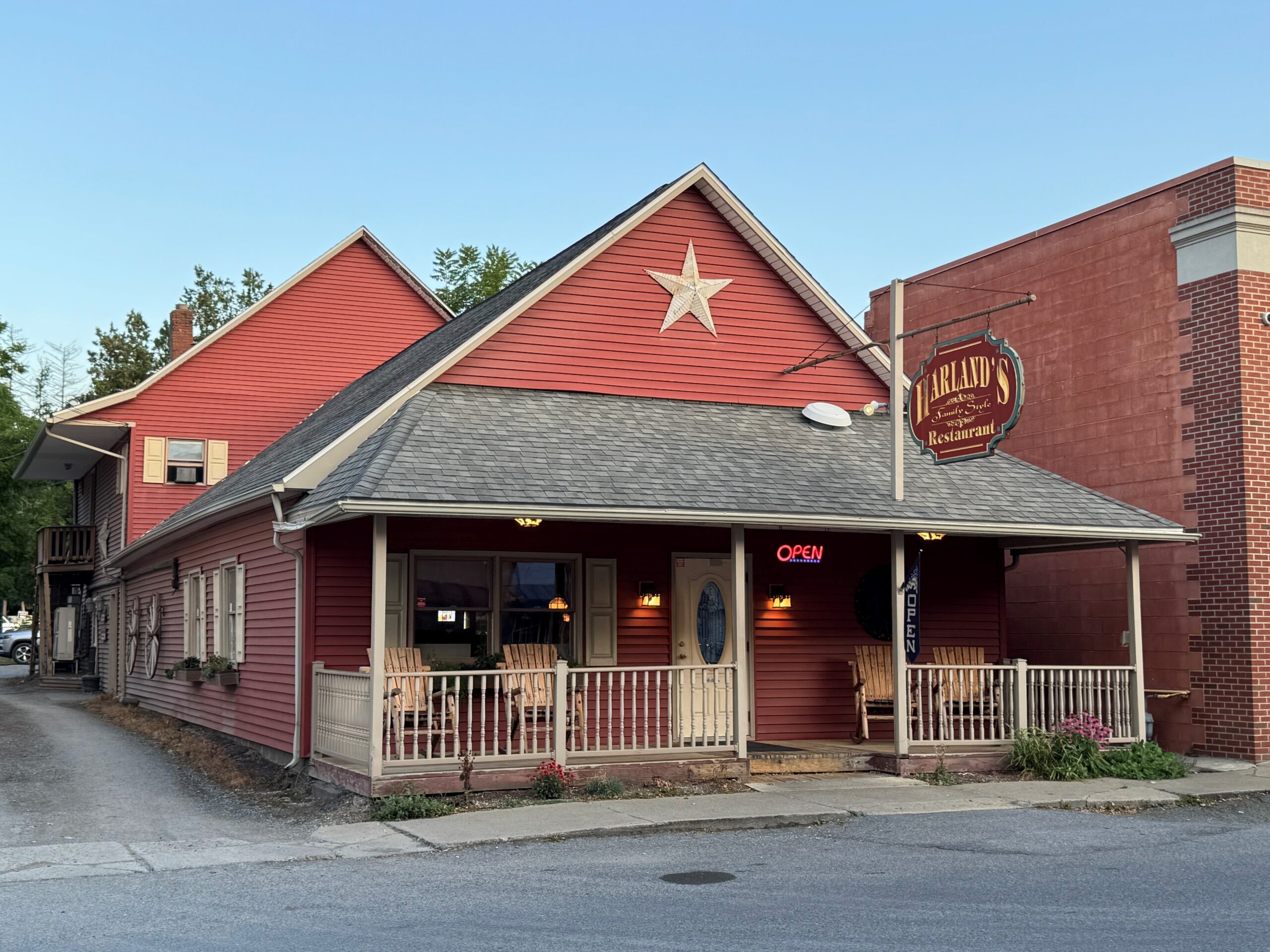 Harland's Family Style Restaurant