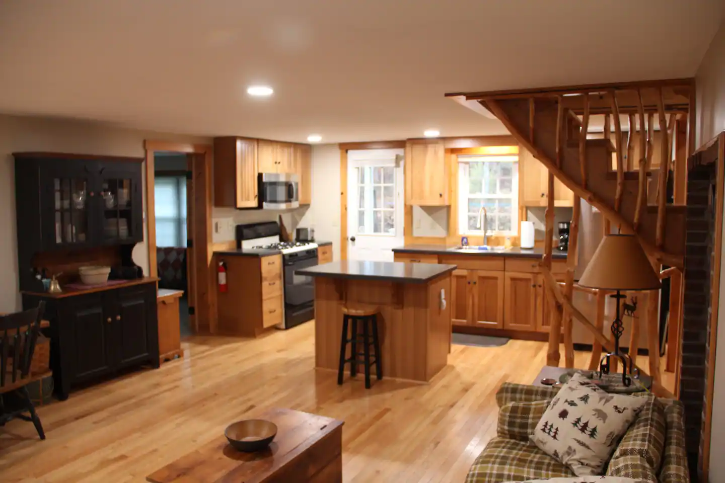 Cedar Cabin Vacation Rentals Kitchen